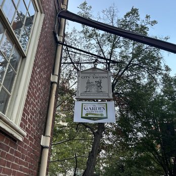 Ghost City Tours - City Tavern - Tours Near Me