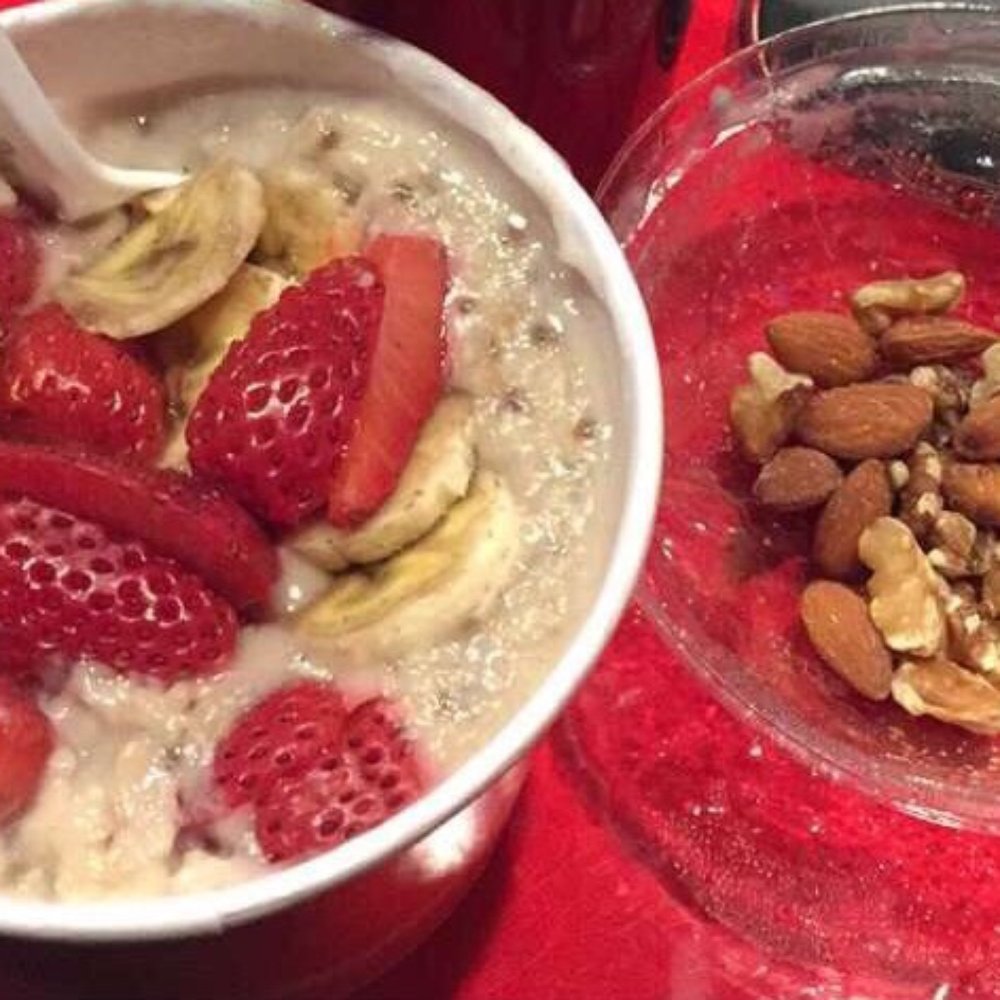 Bionicos Plus - Yummy Healthy Oatmeal - Desserts Near Me - Downey, California Bionicos Plus - Yummy Healthy Oatmeal - Desserts Near Me - Downey, California