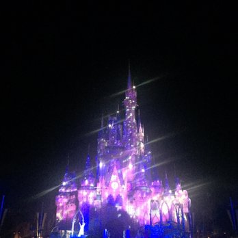 Cinderella Castle - Amusement Parks Near Me - Orlando, Florida