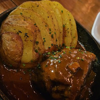 Can Font - Carrillada (Beef Cheeks) - Spanish Near Me - Portland, Oregon Can Font - Carrillada (Beef Cheeks) - Spanish Near Me - Portland, Oregon