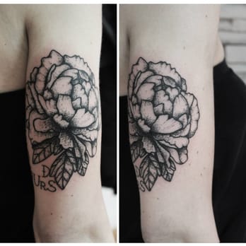 Tattoo Lounge - Done by Gérôme - Tattoo Near Me - Montreal, Quebec