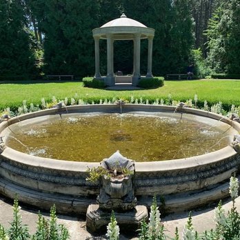 Manito Park and Botanical Gardens - Reflection pond, Duncan Gardens - Parks Near Me - Spokane, Washington Manito Park and Botanical Gardens - Reflection pond, Duncan Gardens - Parks Near Me - Spokane, Washington