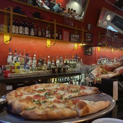 Valentino's Pizza - Margarita