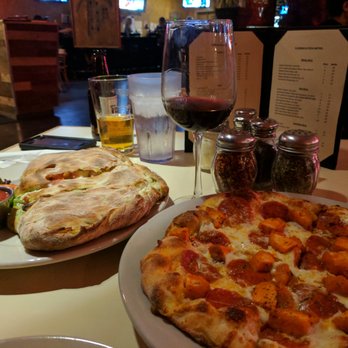 Florencia Pizza Bistro - Pizza Near Me - Ahwatukee, Arizona Florencia Pizza Bistro - Pizza Near Me - Ahwatukee, Arizona