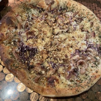 Forager Brewery - Sweet chicken pizza - Breweries Near Me - Rochester, Minnesota