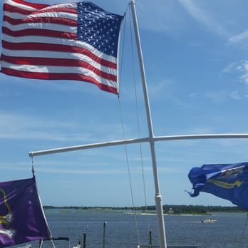 Bake Bottle & Brew - Excellent place for a drink or icecream with a coastal view! - Coffee & Tea Near Me - Swansboro, North Carolina