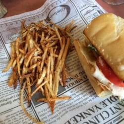 Cafe Dominique - Chicken sandw and shoestring fries