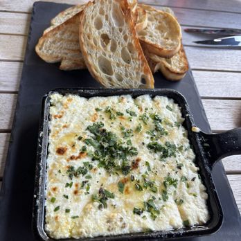 Restaurant 17 - New American Near Me - Travelers Rest, South Carolina