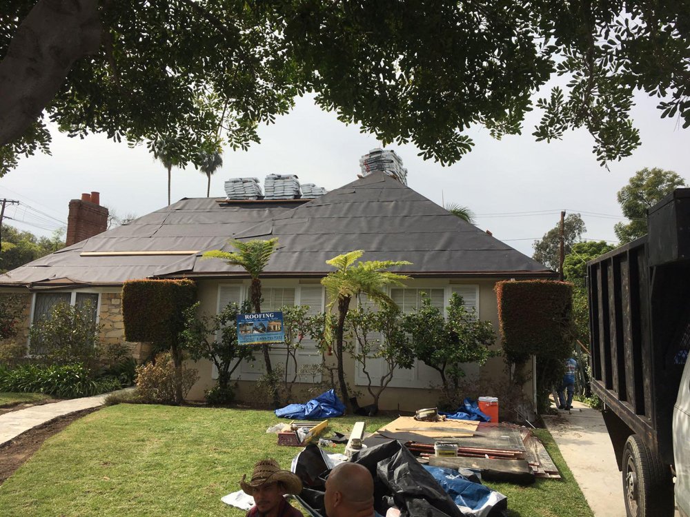 Slide of L.A. Roofing