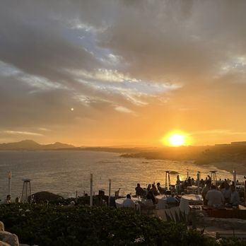 Sunset Monalisa - The most amazing views - Mediterranean Near Me - Cabo San Lucas, BCS Sunset Monalisa - The most amazing views - Mediterranean Near Me - Cabo San Lucas, BCS