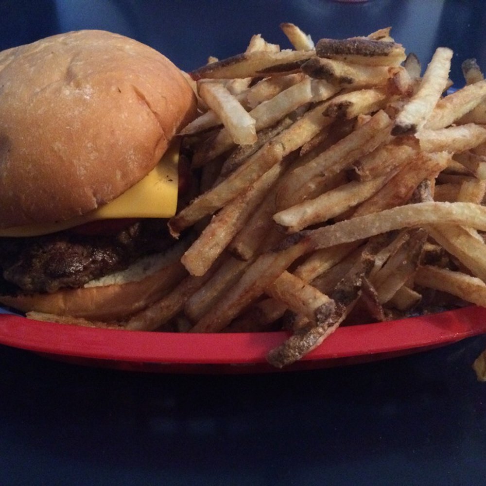Huge amount of fries! Huge amount of fries!