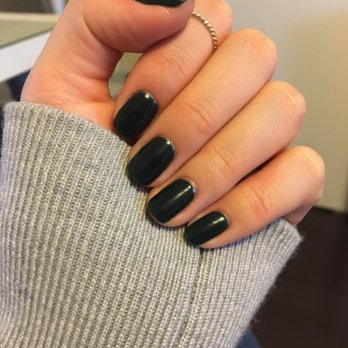 Nails On Yonge - shellac nails in #43 - Nail Salons Near Me - Toronto, Ontario