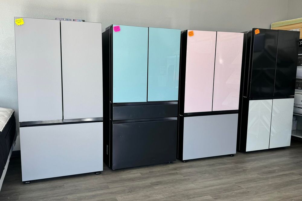 417 OUTLET Updated October 2024 10 Photos 1825 Grand St