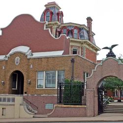 The Palmer Family Residence - The Palmer Family Residence is open for tours by appointment.