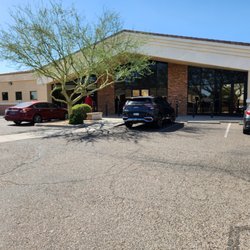 Valley Radiologists - Camino Del Sol - Parking Lot and Entrance