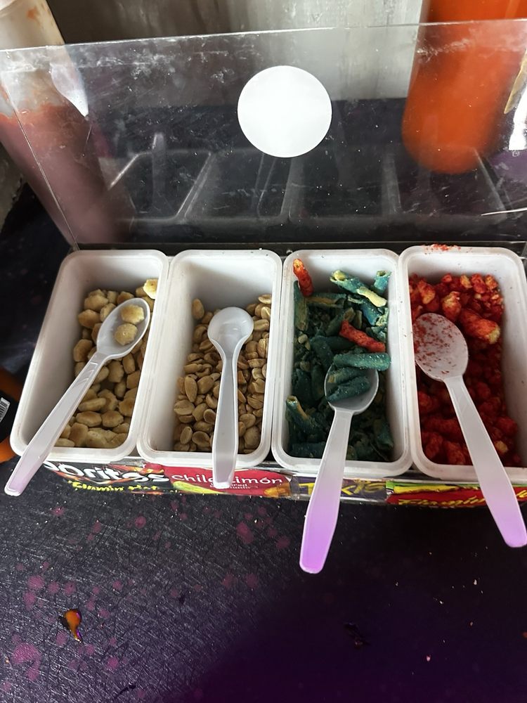Lola’s Cantina & Snacks