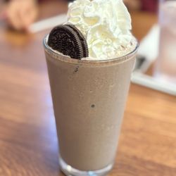 Madres Brunch - Oreo Milkshake