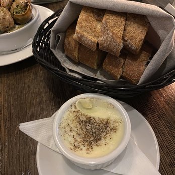Perle Restaurant - Bread - New American Near Me - Pasadena, California Perle Restaurant - Bread - New American Near Me - Pasadena, California