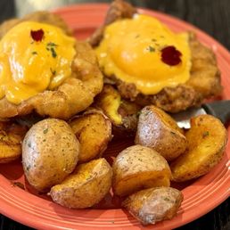 Crispy Chicken Benedict