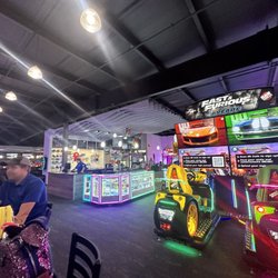 KingPin Entertainment Center - Arcade and prizes