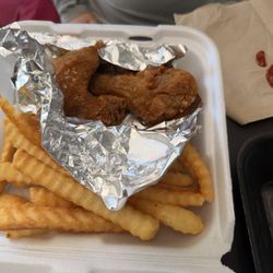 FAM Kitchen & Bakery - Fried chicken, French fries