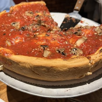 Giordano's - Pizza Near Me - Chicago, Illinois Giordano's - Pizza Near Me - Chicago, Illinois