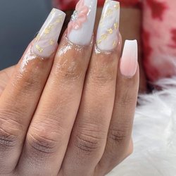 Uptown Nails & Salon