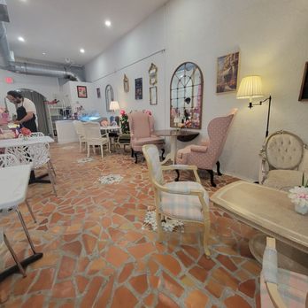 French Cancan Cafe Bistrot - Inside - French Near Me - Hollywood, Florida French Cancan Cafe Bistrot - Inside - French Near Me - Hollywood, Florida