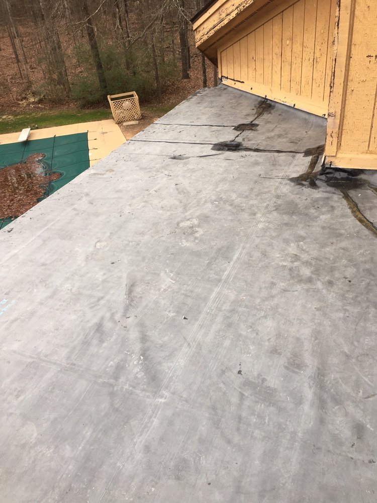 Slide of P&M Roofing