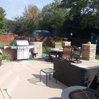 Antonio's Concrete - http://aclpavers.com - Landscaping Near Me - Hanover Park, Illinois
