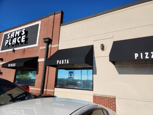 Sam's Place Nippers Corner by null