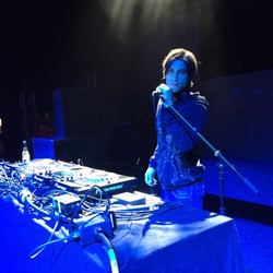 Dave Mak's Mobile DJ Service - Dave Mak @ the Warfield