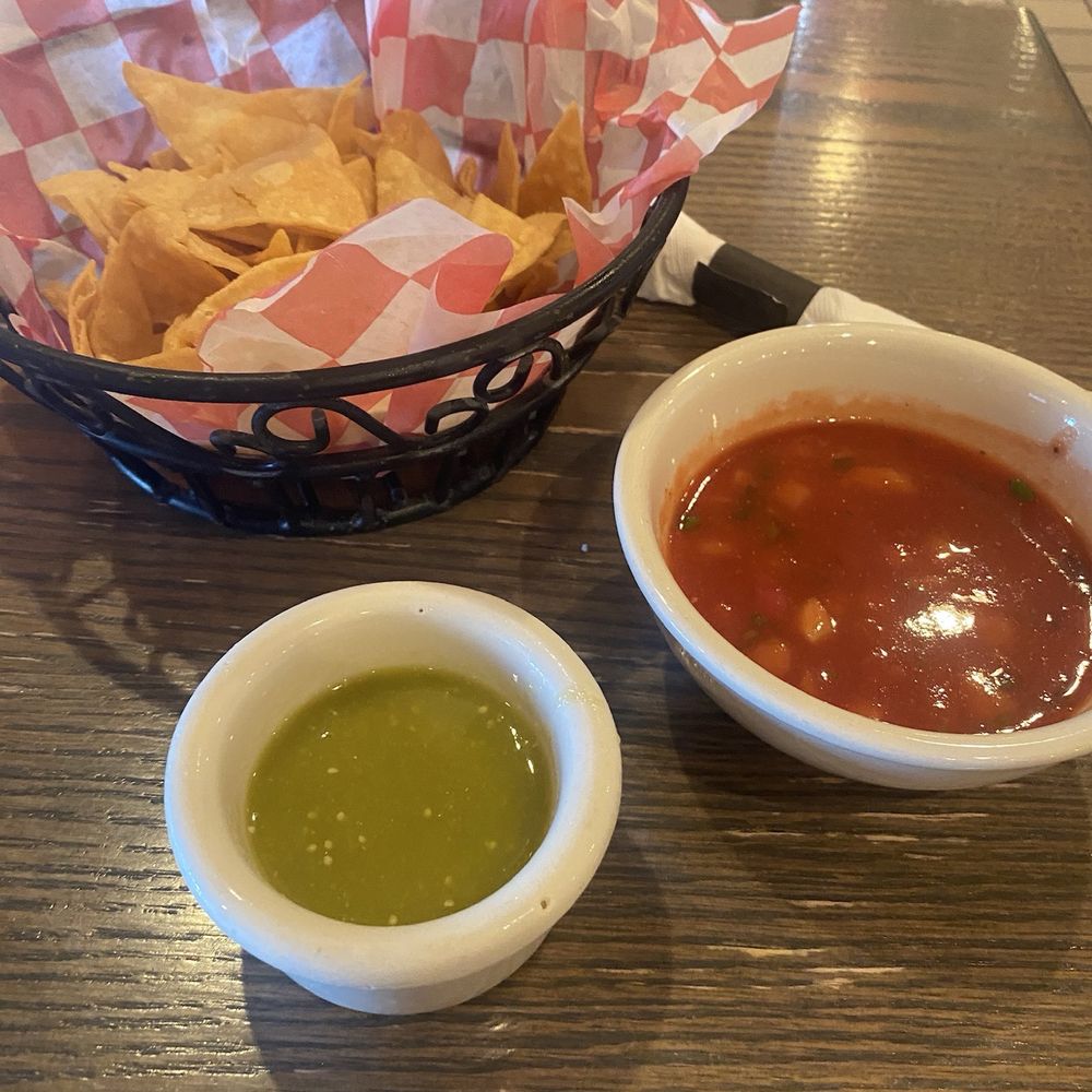 Eddie's Rey de la Birria - Chips and salsa - Mexican Near Me - Rochester, Minnesota