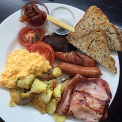 Nectar Cafe - Big breakfast. Not listed in the menu. Good potato apparently but otherwise average.