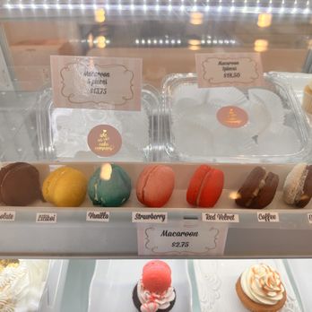 We Heart Cake Company - Macaron - Bakeries Near Me - Honolulu, Hawaii We Heart Cake Company - Macaron - Bakeries Near Me - Honolulu, Hawaii