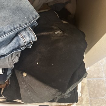 Cool Breeze Air Duct Cleaning - Clothes with debris and dust - Air Duct Cleaning Near Me - Henderson, Nevada Cool Breeze Air Duct Cleaning - Clothes with debris and dust - Air Duct Cleaning Near Me - Henderson, Nevada