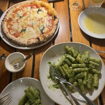 Ironside Pizza - Basil Pesto and Margherita Pizza for two - Pizza Near Me - Miami, Florida Ironside Pizza - Basil Pesto and Margherita Pizza for two - Pizza Near Me - Miami, Florida
