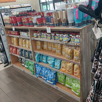 Buc-ees - Nuggets - Gas Stations Near Me - Auburn, Alabama