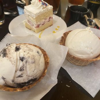 Serrano Buffet - Gelatos and strawberry cake. - Buffets Near Me - Highland, California Serrano Buffet - Gelatos and strawberry cake. - Buffets Near Me - Highland, California