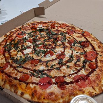 Zalat Pizza - Margarita Pizza - Pizza Near Me - Dallas, Texas Zalat Pizza - Margarita Pizza - Pizza Near Me - Dallas, Texas