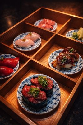 Sushi Kinoya by null