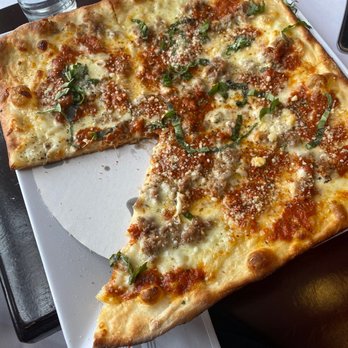 Pizzeria Molto - Hot oil pizza - Pizza Near Me - Fairfield, Connecticut Pizzeria Molto - Hot oil pizza - Pizza Near Me - Fairfield, Connecticut
