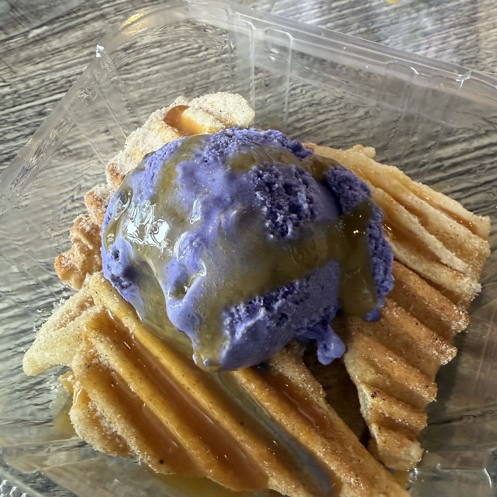 Cafe 86 - Desserts Near Me - Tustin, California