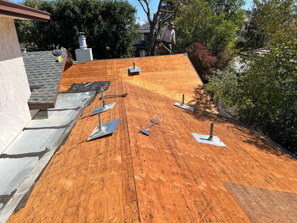 Slide of Universal Builders