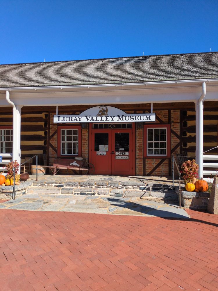 Luray Valley Museum & Gardens