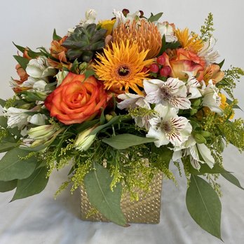 Flower Synergy - Autumn fun - Florists Near Me - Costa Mesa, California Flower Synergy - Autumn fun - Florists Near Me - Costa Mesa, California