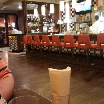 Port Washington Diner - Good stocked bar area - Diners Near Me - Port Washington, New York