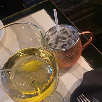 Adoro Lei - Italian Near Me - New York, New York