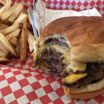 Small Cheval- Wicker Park - Burgers Near Me - Chicago, Illinois Small Cheval- Wicker Park - Burgers Near Me - Chicago, Illinois