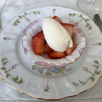 The Living Room - Tea Rooms Near Me - Beverly Hills, California The Living Room - Tea Rooms Near Me - Beverly Hills, California